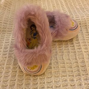 Brand new Disney slippers, lilac color, size 6 toddler